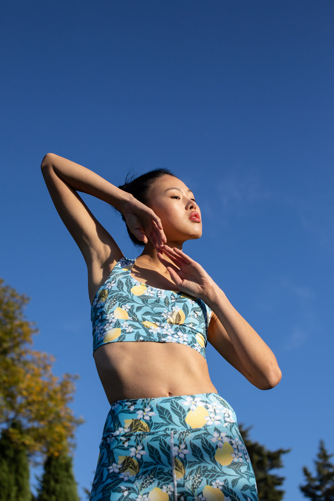 I trend della moda activewear che non vorremmo andassero in vacanza